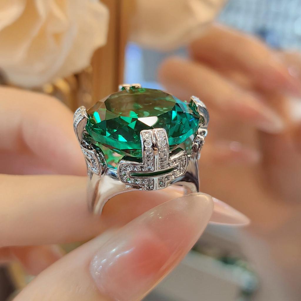 Designer Queen Fashion Micro-Inlaid Simulation Paraiba Ring Light Luxury Temperament Large Carat Emerald Women'S Ring