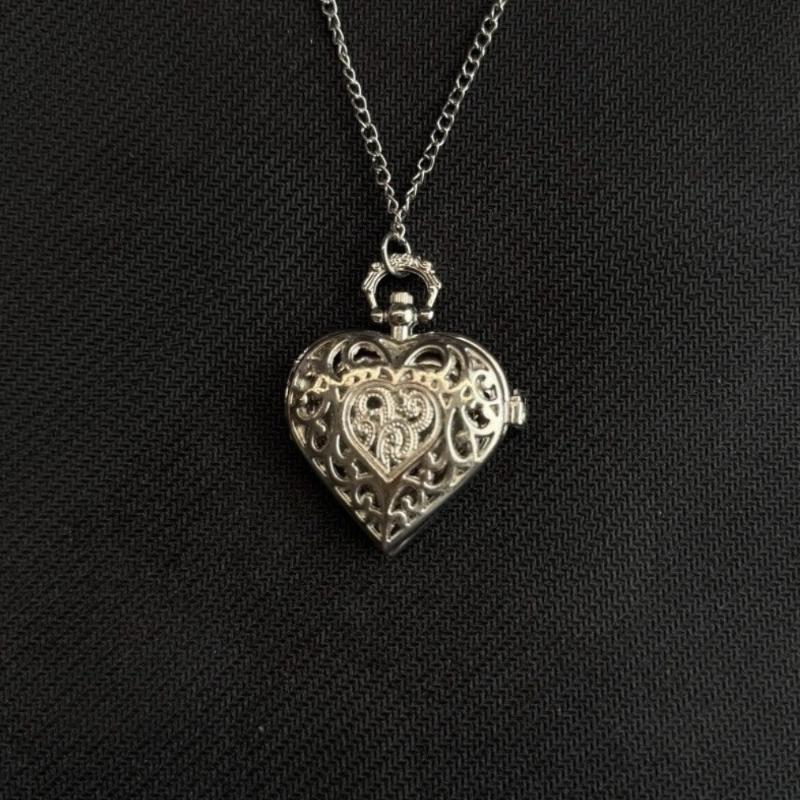 Fashion Hollow Heart Pocket Watch Chain Keychain Design Steampunk Clock Vintage Necklace Pendant Jewelry Watch Couple Gift