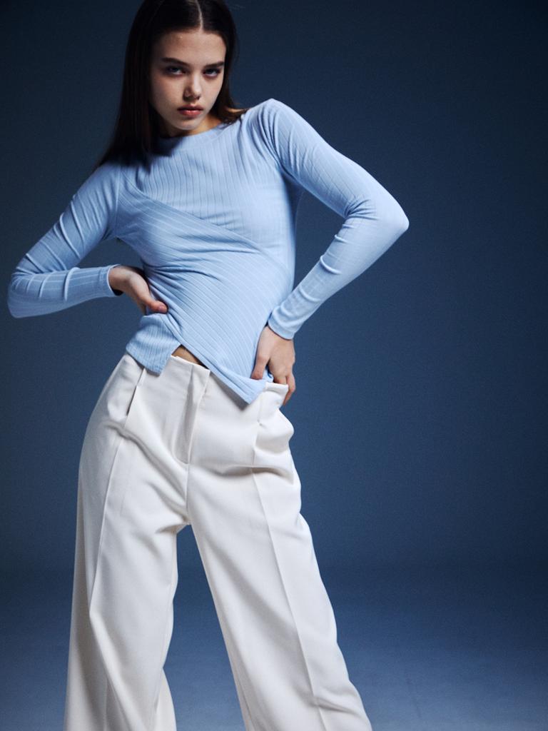 RENNESMIA Diagnal Line Top _ Light Blue