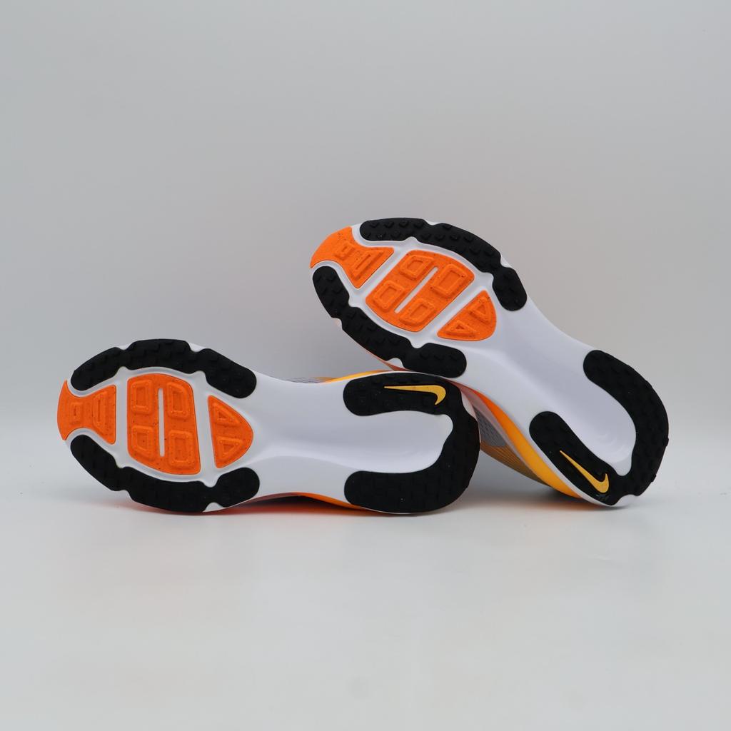 HM6803-404 Nike Vomero 18 "Hydrogen Blue/Laser Orange" (Uomini)