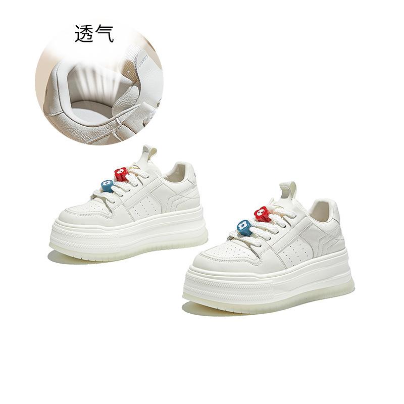 

Подошва на присосках, кожаные маленькие белые туфли, женские осенние новые туфли на толстой подошве с увеличением роста, повседневная женская обувь, универсальная обувь, детская обувь 35