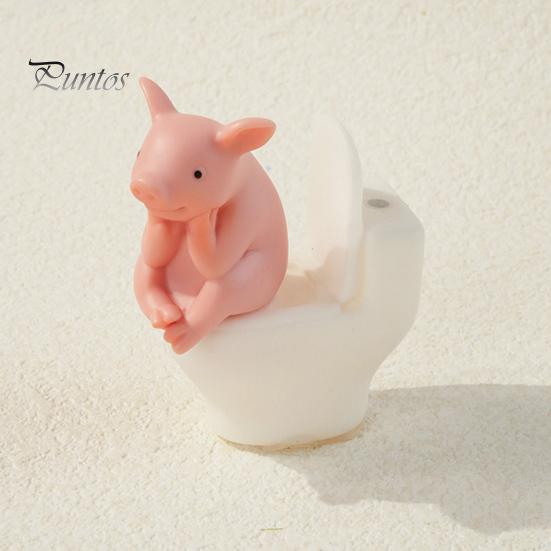 Funny Animal Toilet Figurines 2Pcs Resin Meditation Pig And Frog Figurines, Ornament for Desktop Whimsical Vinyl Figures Bookshelf Decor, Humorous