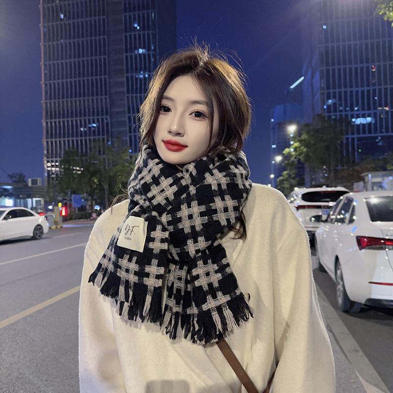 Simple and versatile tic-tac-toe grid to keep warm, thickened imitation cashmere scarf, scarf neck, male and female student tide