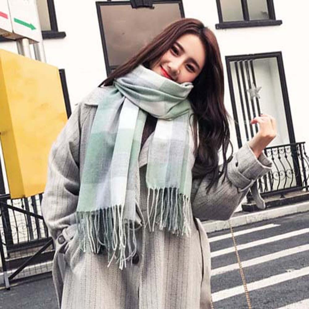 Soft Knitted Wool Shawl Contrast Color Long Neckscarf with Tassel Soft Classic Plaid Scarf Women
