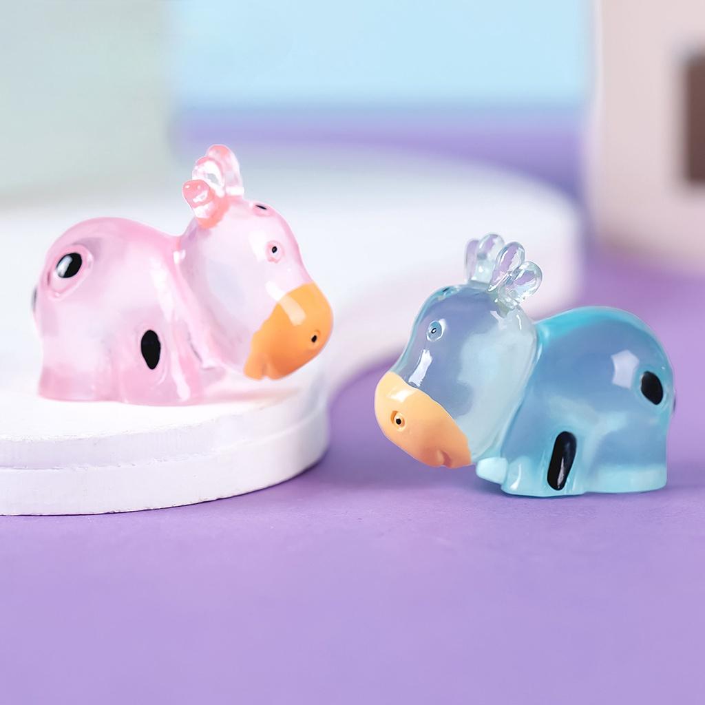 10Pcs/lot Cute Luminous Cow Animal Miniatures Mini Figurine Glow in the Dark Fairy Garden Decoration Moss Terrarium Micro Landscape*--*