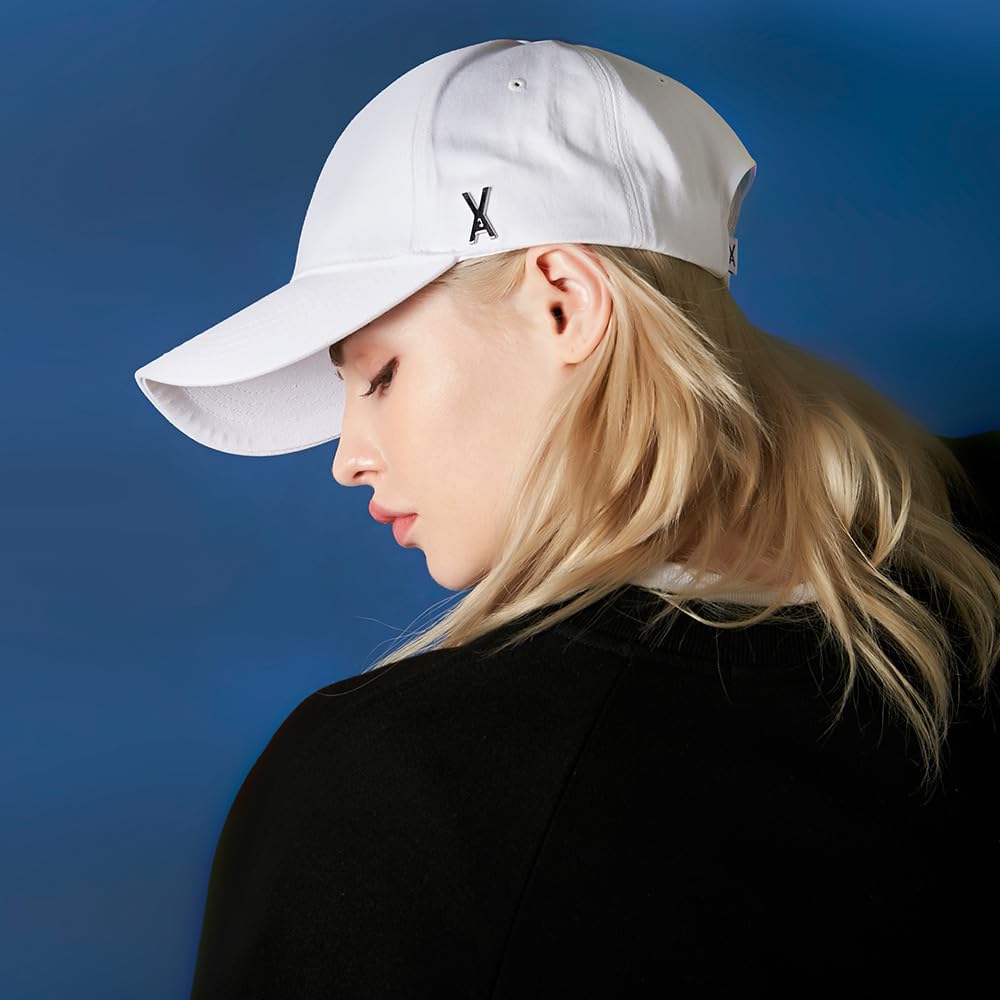 Stud logo over fit ball cap White [VARZAR]