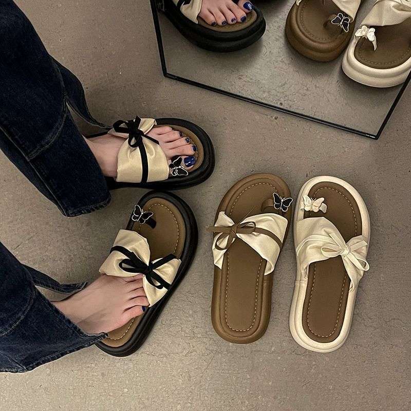 Thick bottom heightening bow toe women's outer wear in summer 2025 new fashion versatile casual beach cool slippers