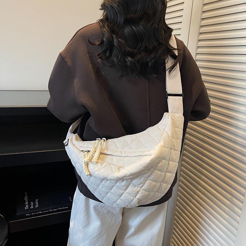 Winter Texture Fashion Tote Bag Casual Personality Shoulder Messenger Bag Niche Design Women's Bag