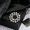 Retro Flower Pearl & Diamond Alloy Brooch Pin