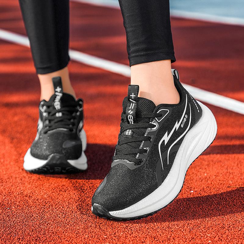 Summer couple shoes running shoes popcorn sports carbon board running shoes non-slip and breathable