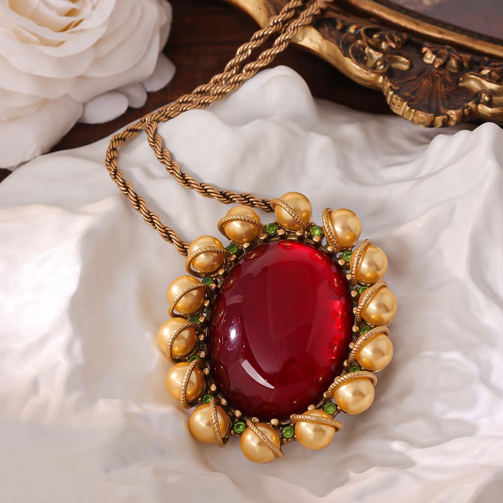 Fashion French Versatile Ruby Necklace Women'S Premium Retro Single Layer Fashion Temperament Jewelry Batch