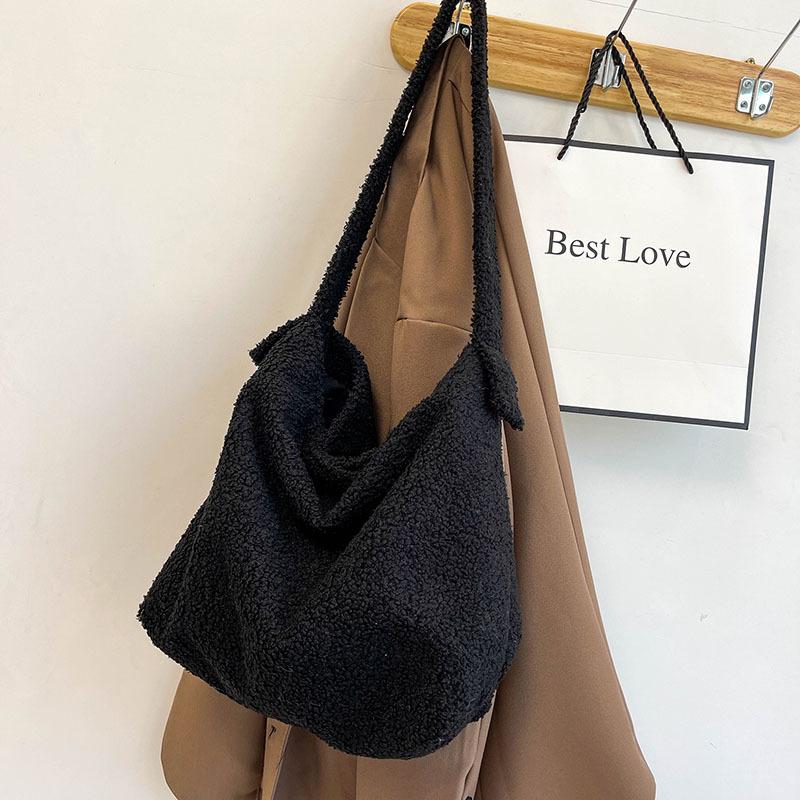 

Women s wool bag summer new large-capacity plush shoulder bag trendy fashion solid color tote bag one size fits all