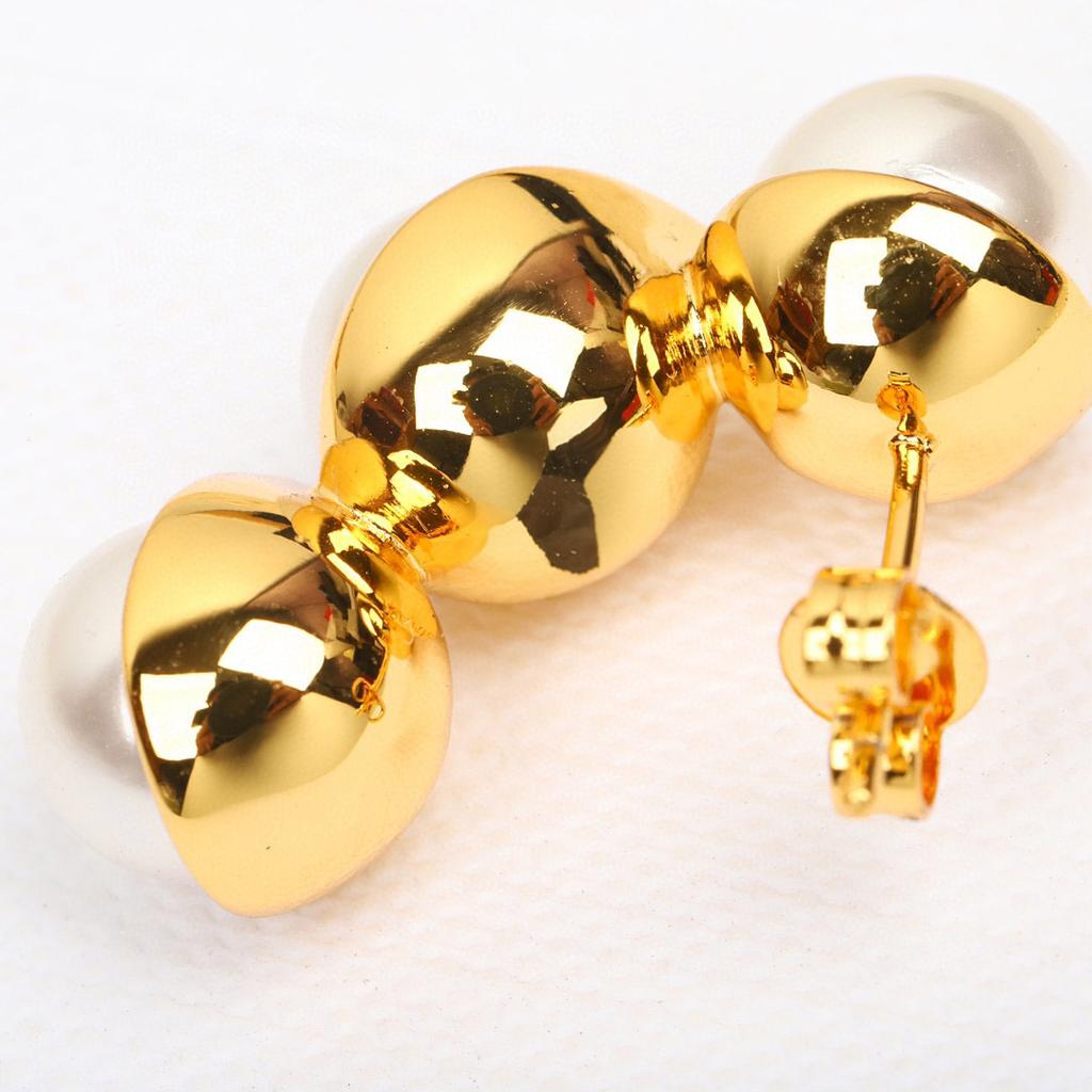 New Hot Brand Vintage Pearl Earring for Women Luxury Jewelry Designer Eardrop Fashion Lady Party High Quality Stud Earrings