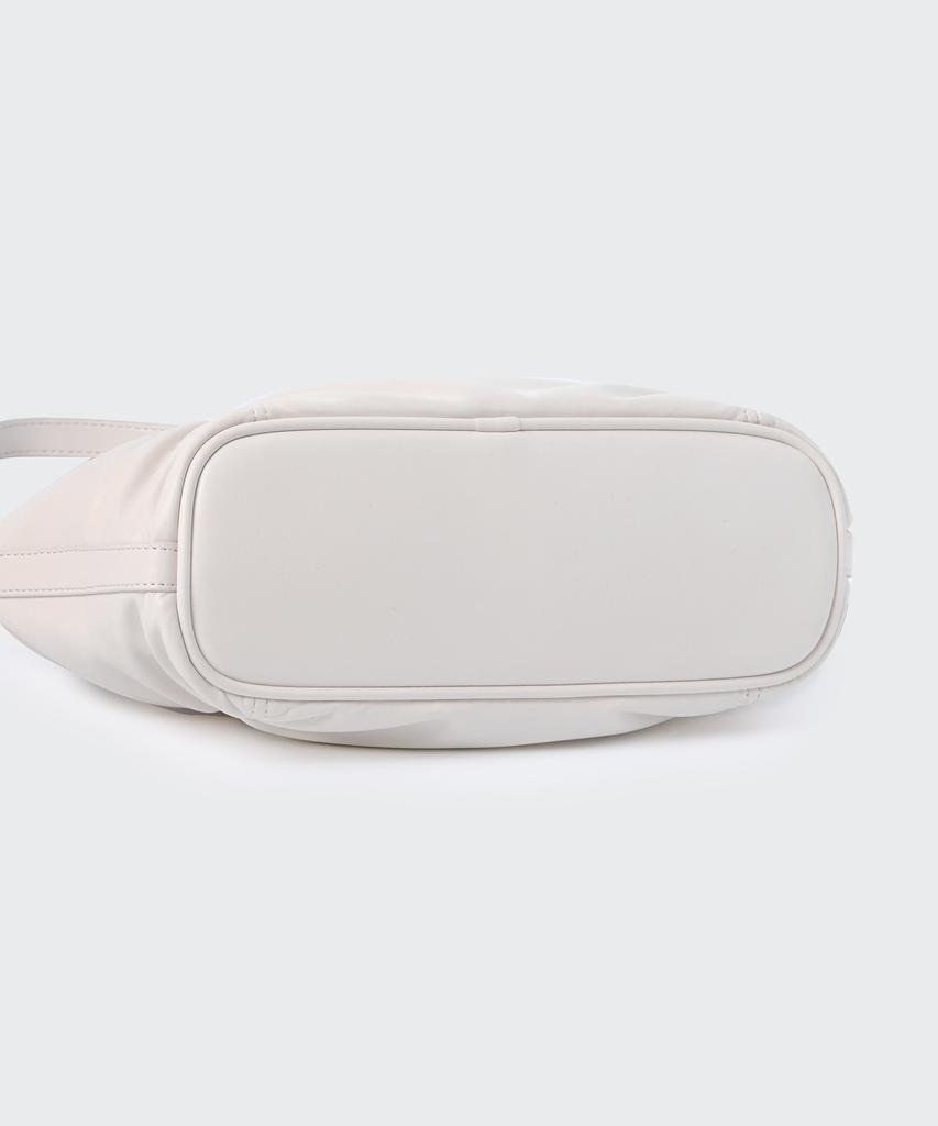 Musinsa Standard Woman Women'S Shirred Shoulder Bag [Ivory]