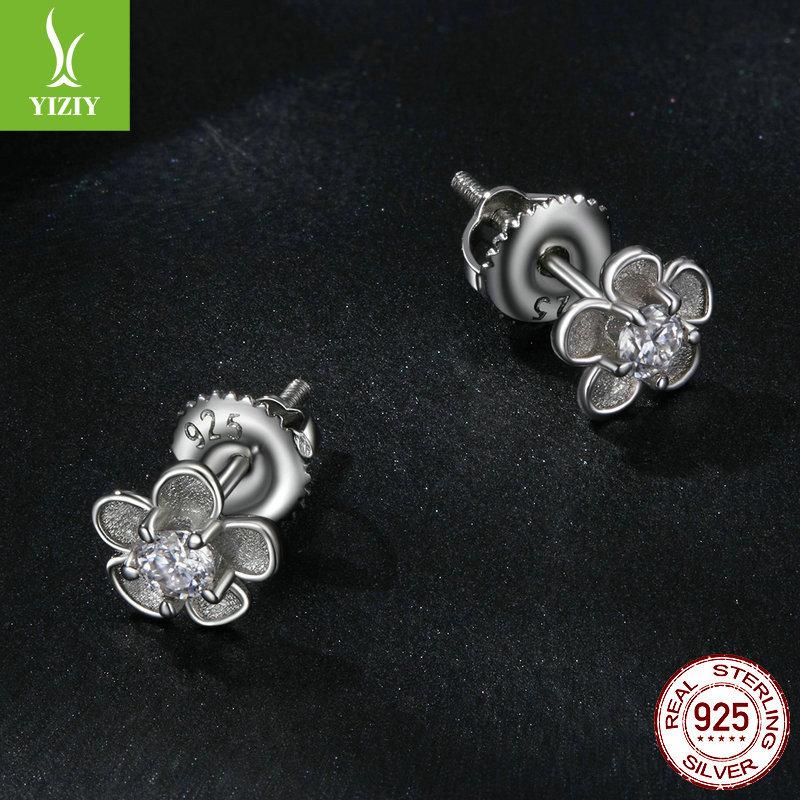 10 Points Moissanite Flower Stud Earrings For Women, Simple, Exquisite And Elegant Small Flower S925 Sterling Silver Earrings.