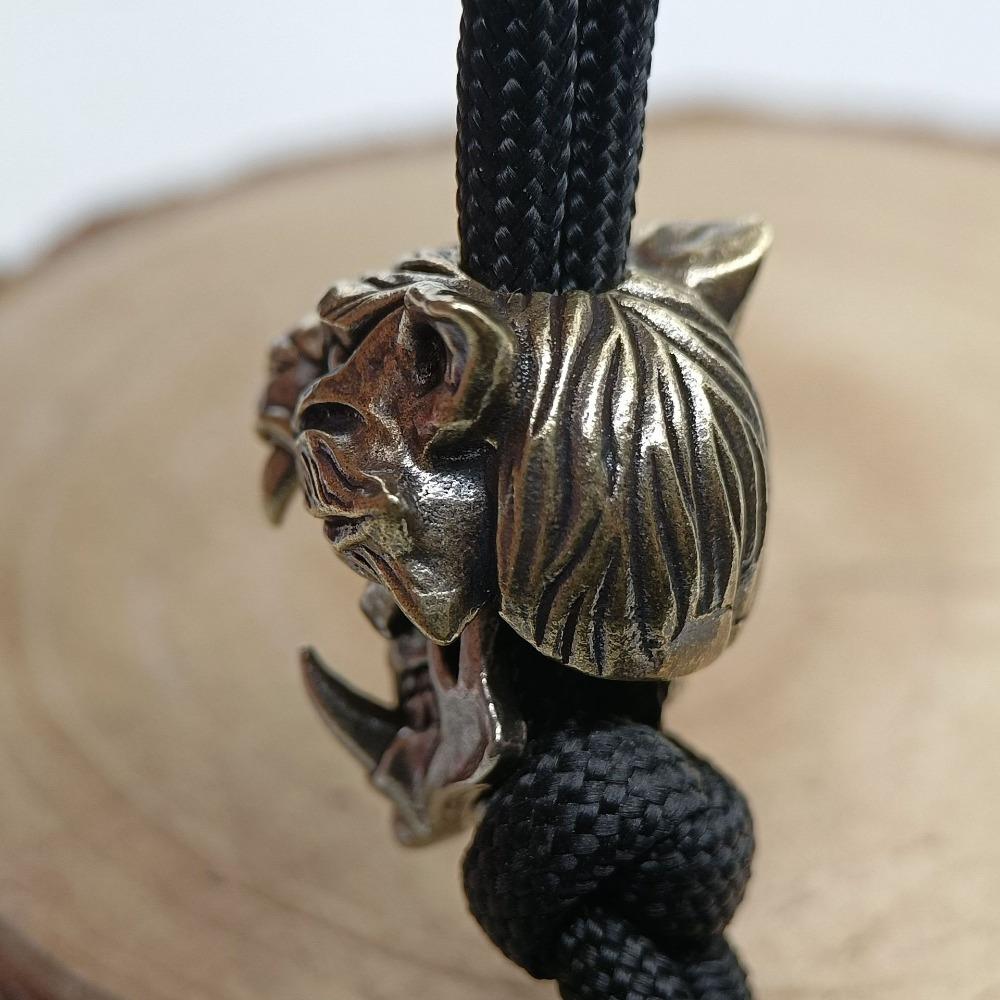 Tiger Hat Orc Skull Head Sculpture Outdoor Knife Beads EDC Lanyard Key Chains Pendants Brass DIY Umbrella Rope Bracelets Charms Accessories