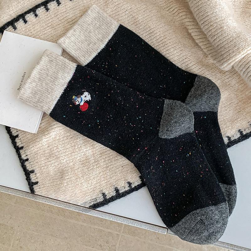 Children's Wool Socks for Autumn and Winter, Thick and Warm Cotton Socks, Cute Apple and Dog Cartoon Embroidered Cashmere Puff Socks