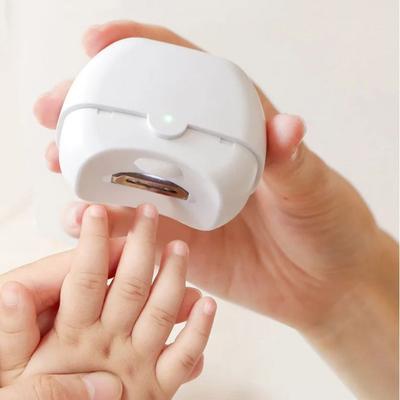Cuidado del bebé – Cuidado de las uñas