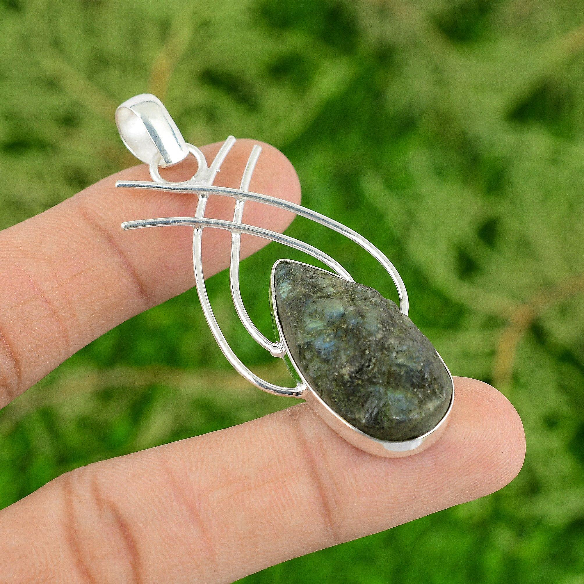 

Labradorite Rough Gemstone 925 Silver Bezel Boho Third Eye Chakra Trendy Pendant