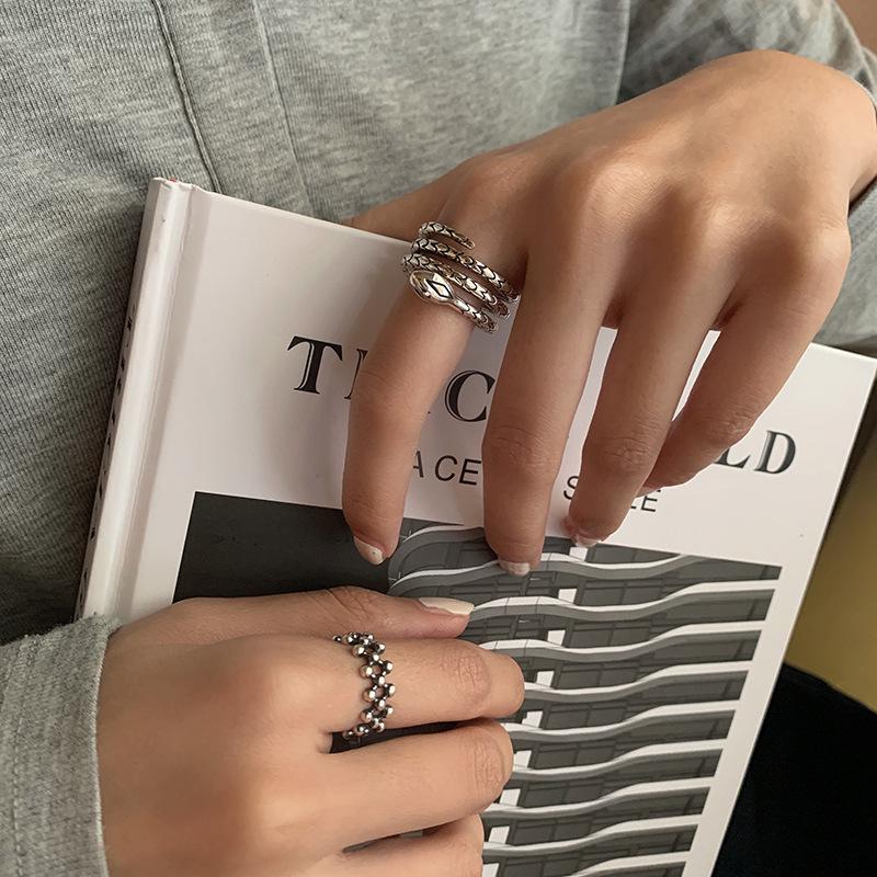 European Retro Snake Pattern Ring - Women's Fashion Ruili Round Bead Index Finger Jewelry