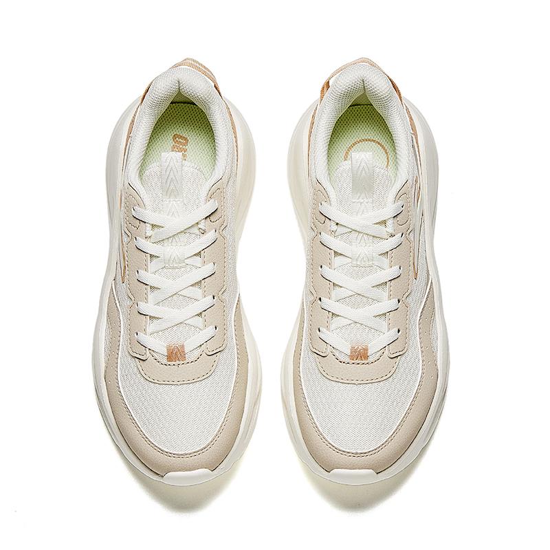 Anta Unruly Series Cushioning Abrasion Resistant Casual Shoes Women's White Milk Brown 922628833-1