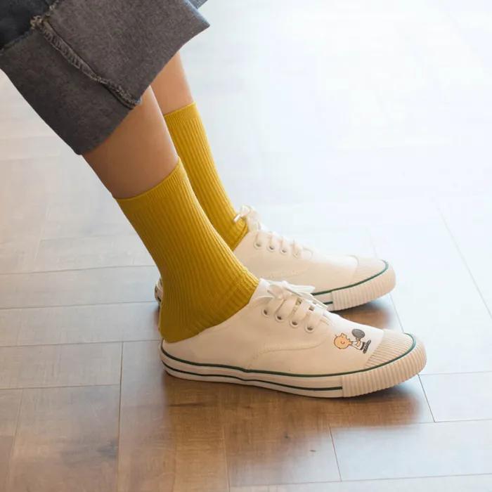 momo 8-Color Plain Ribbed Mid-Length Socks