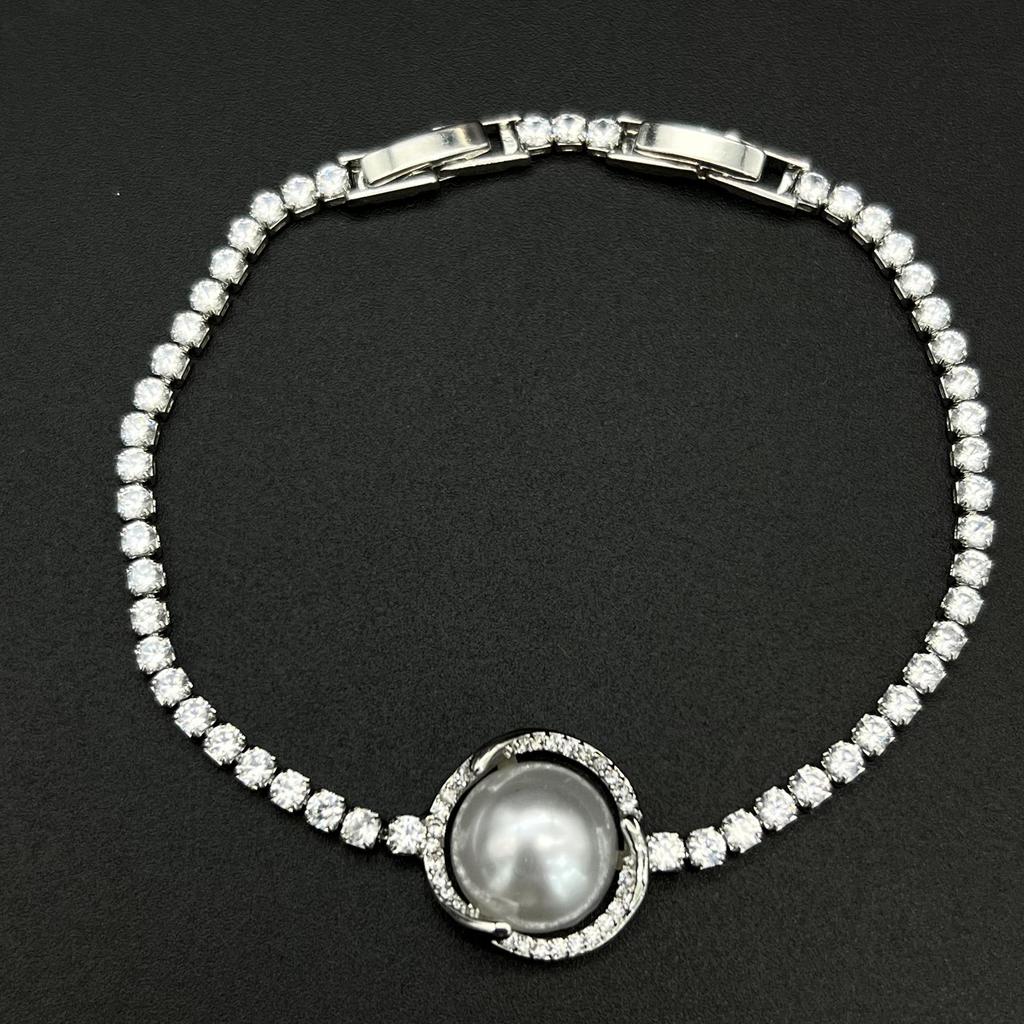 Luxury Geometric Zircon Bracelet - European & American Style