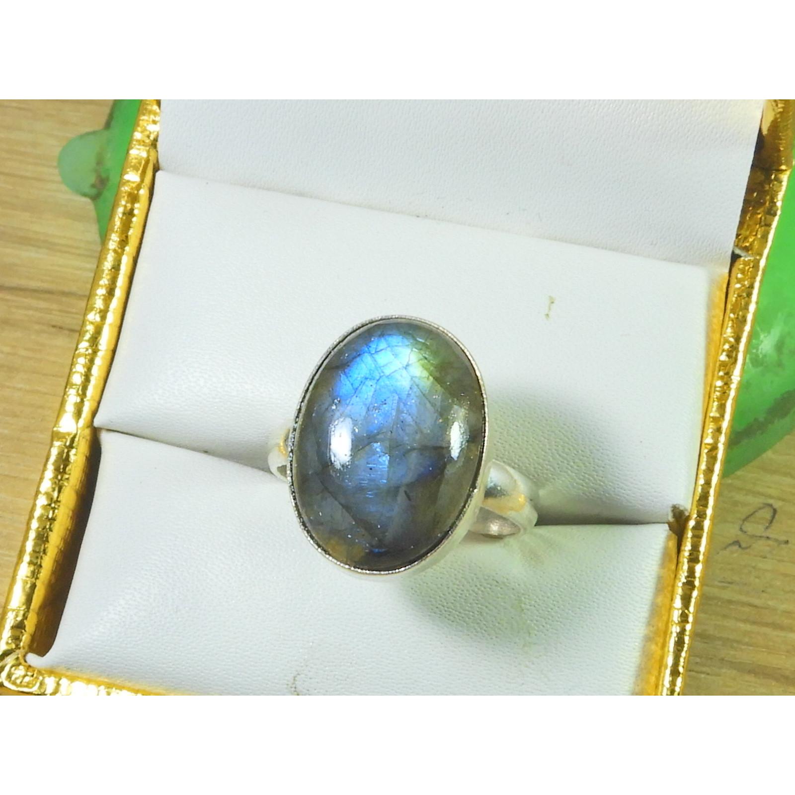 

Oval Labradorite Ring US-9 Solid 925 Sterling Silver Chunky Gemstone Ring MK-40