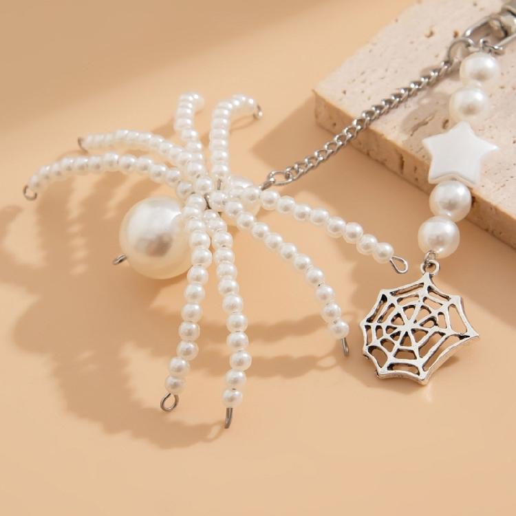Halloween Spiders Key Jewelry Spiders Bag Charm Spiders Bag Pendant Party Keychain Key Pendant for Keys or Backpacks