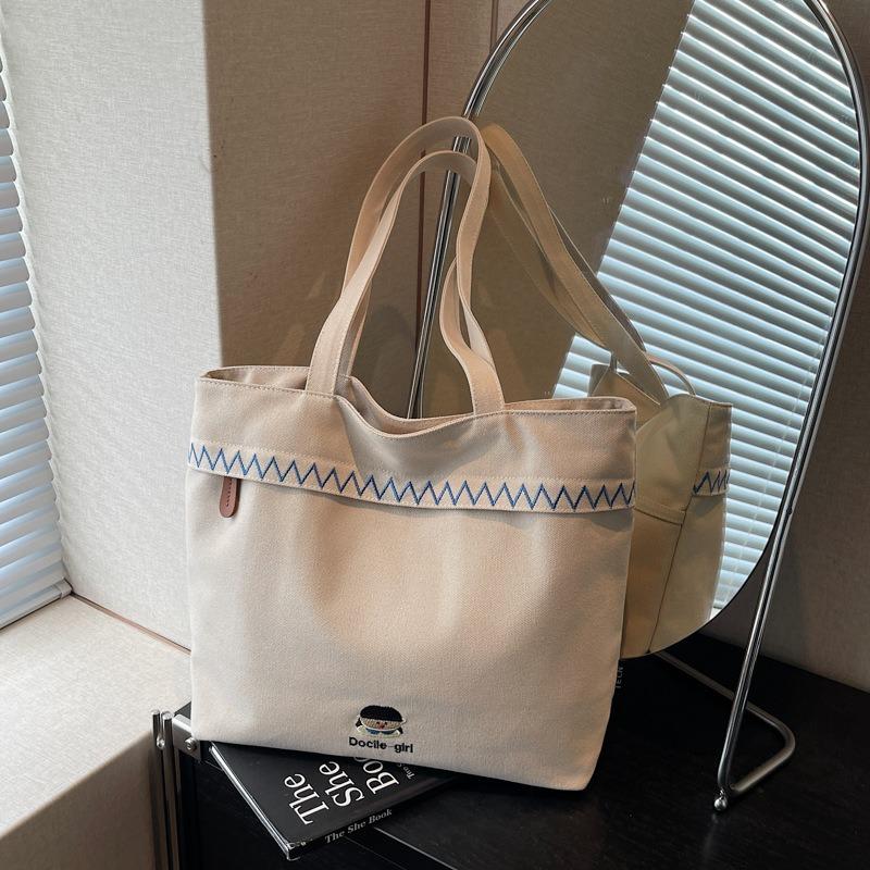 Casual Canvas Bag Women's New Fashion Tote Bag Student Class Versatile Shoulder Bag