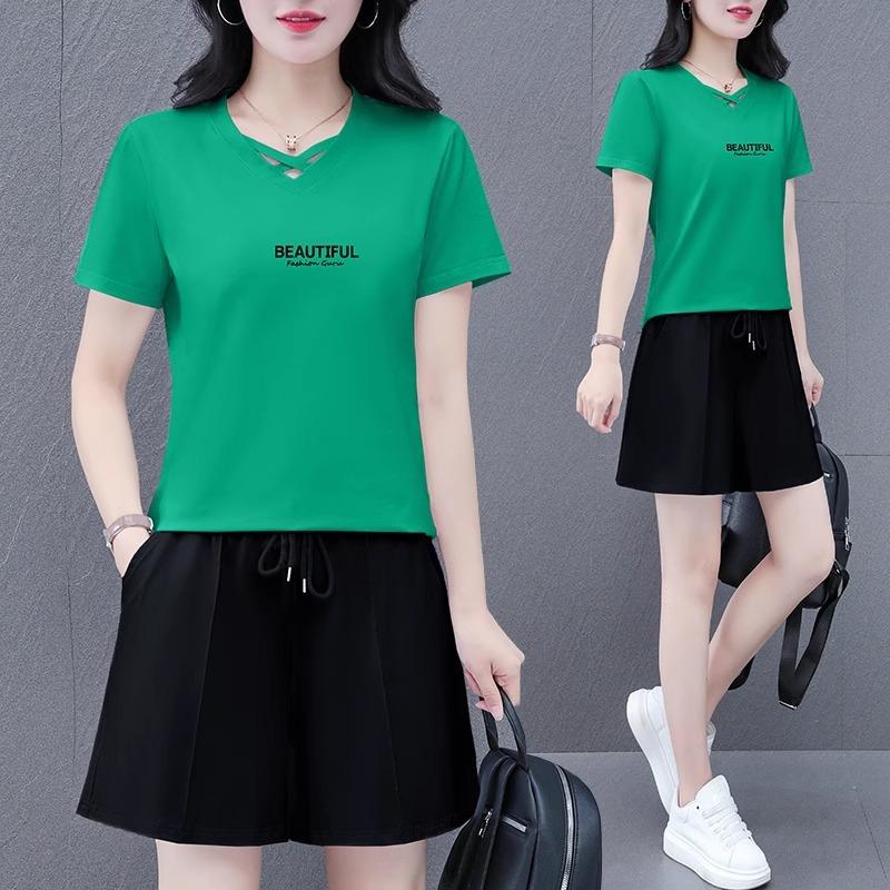 Women's Crew Neck Short Sleeve Letter Print Loose Fit Cotton Tracksuit Short Sleeve Top Elastic Waist Short Pants