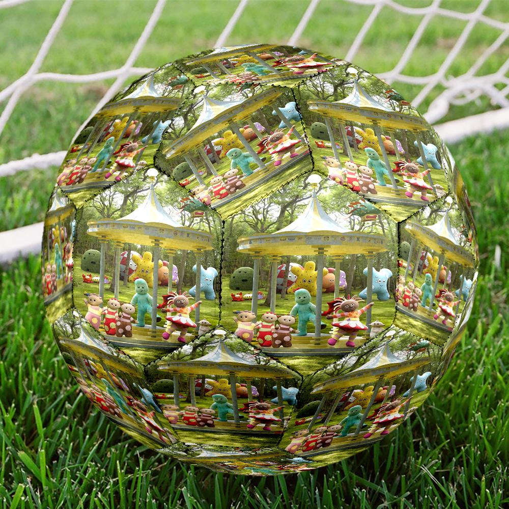 In the Night Garden Theme Size 5 Soccer Ball, Suitable for Both Indoor and Outdoor Matches, a Gift Suitable for Everyone.