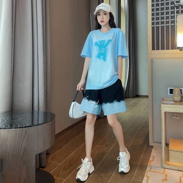 Age-reducing Sports Suit for Women In Summer Fashionable and Stylish Casual Shorts Shorts Large Size Two-piece Set