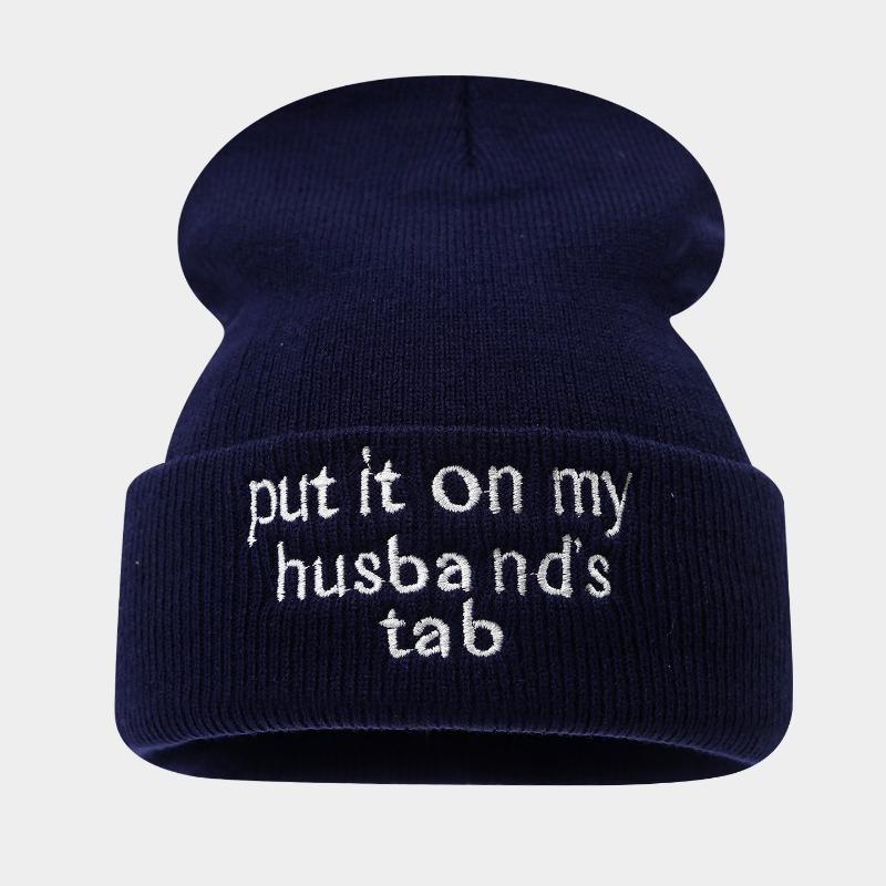 New letter embroidery brimless stacking hat men's and women's simple versatile ear protection knitted hat couple wool hat