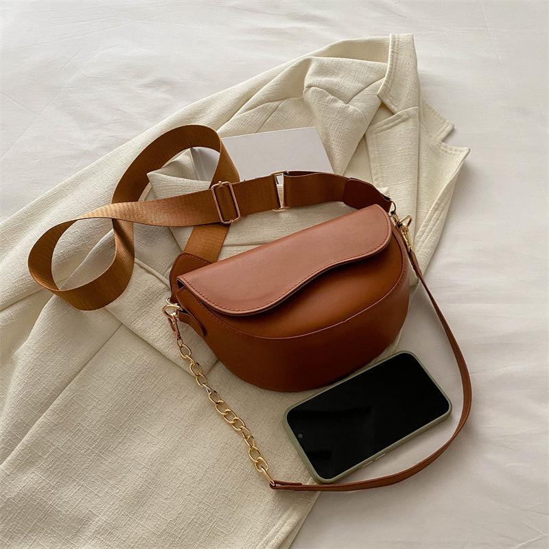 Premium Minimalist Women Saddle Bag Fashion Casual Shoulder Crossbody Underarm Bag