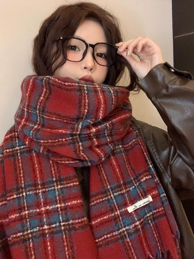 Plaid Korean-Style Women's Winter Scarf - Warm Imitation Cashmere Snood
