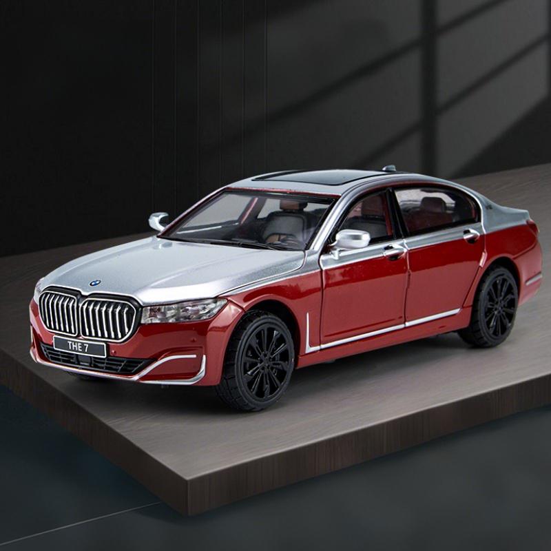 1:24 BMW 760LI 530LI I5M60 Miniature Diecast Toy Car Vehicle Model Home Decoration & Collectibles Hobby Display Ornament Holiday