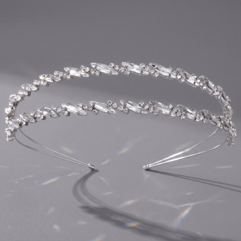 Luxury-lite Zirconia Hairband for Wedding Party, Suitable for Brides, Versatile Hairband for Women, Elegant Hair Accessory