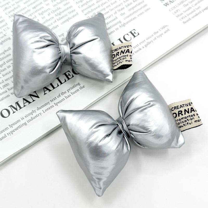 

2PCS Shoe Charm for Crocs DIY 3D Large Bow Tie Advanced Silver Shoe Decoration Buckle for Croc Charms Hole Shoes Accessories