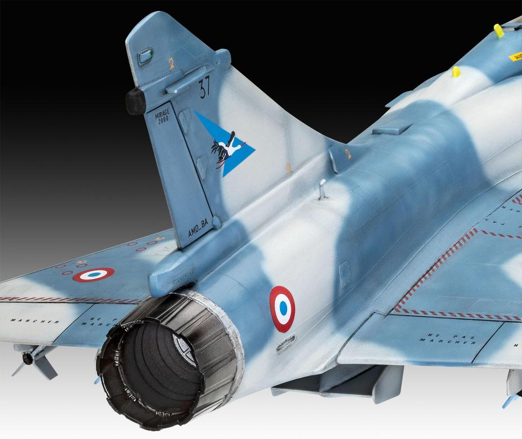 Revell Francouzské letectvo Dassault Mirage 2000C Plastikový model 03813 1/48