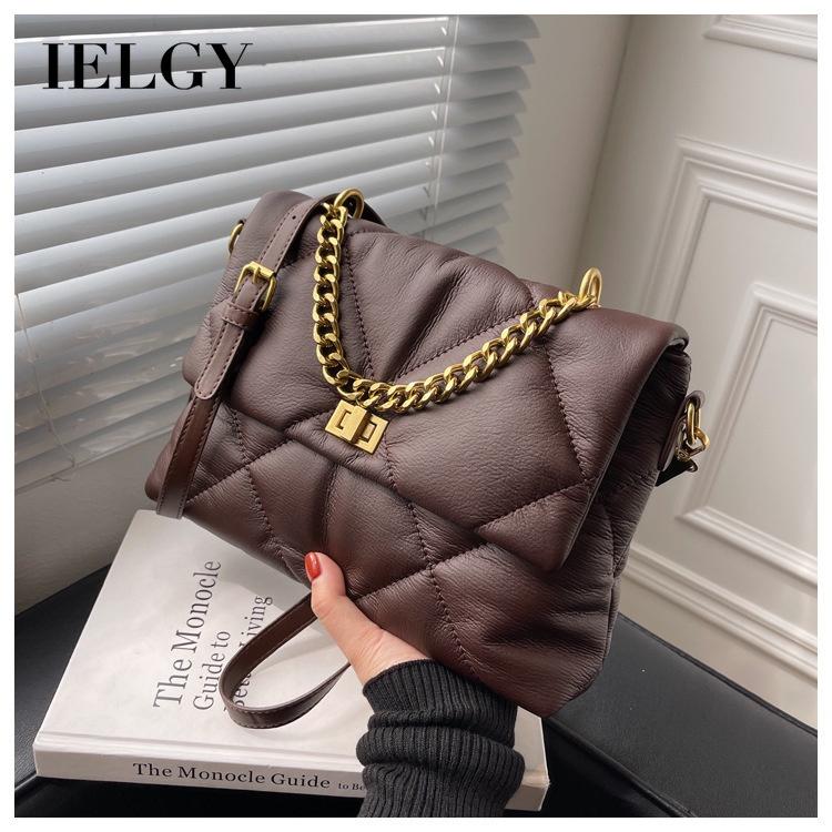 IELGY Autumn and Winter Textured Rhombus Messenger Bag, Large Bag with Soft Leather Chain, Brown.