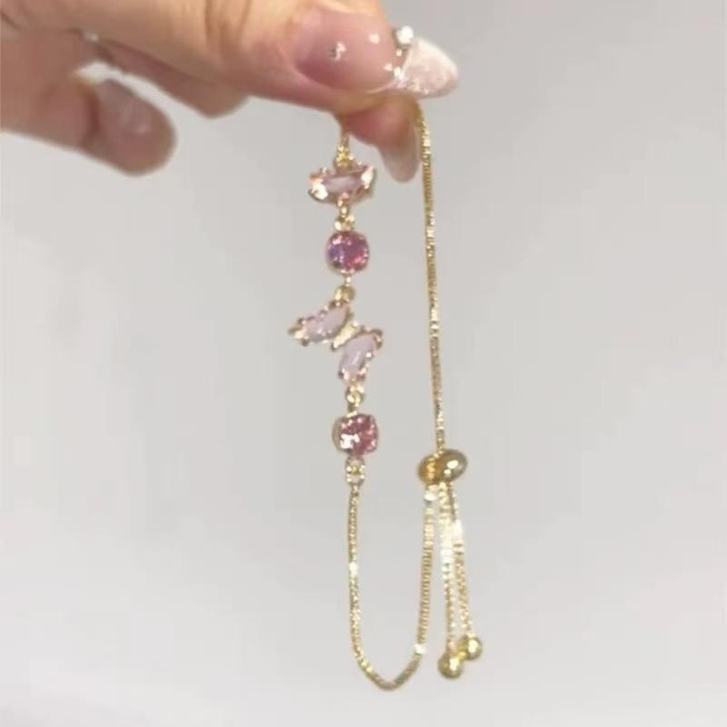 The New Spirit Snake Flash Diamond Bracelet Has a Sense of Design, Niche Temperament, Simple High-value and Versatile Retro Bracelet.