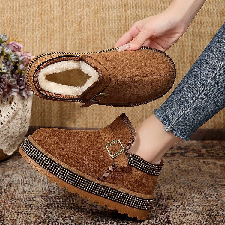 Snow Boots Women's Winter New Large Size Thick-soled Piled Thickened Warm Large Cotton Shoes Short Boots Women