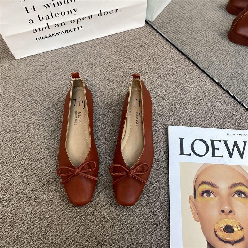 

Super soft leather 2025 new single shoes women s super soft outer wear Korean version of versatile cute casual grandma shoes 33