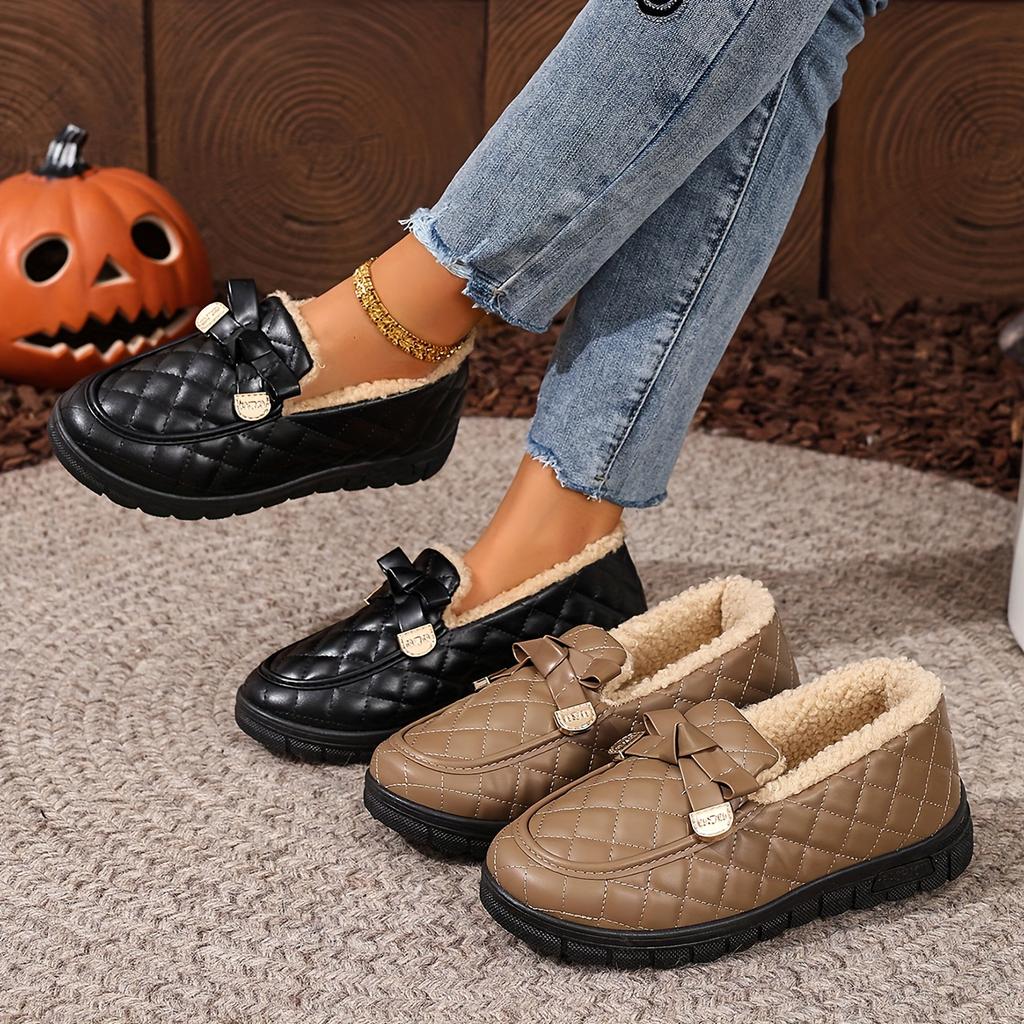 Women's Quilted Faux Leather Loafers with Golden Buckle and Faux Fur Lining
