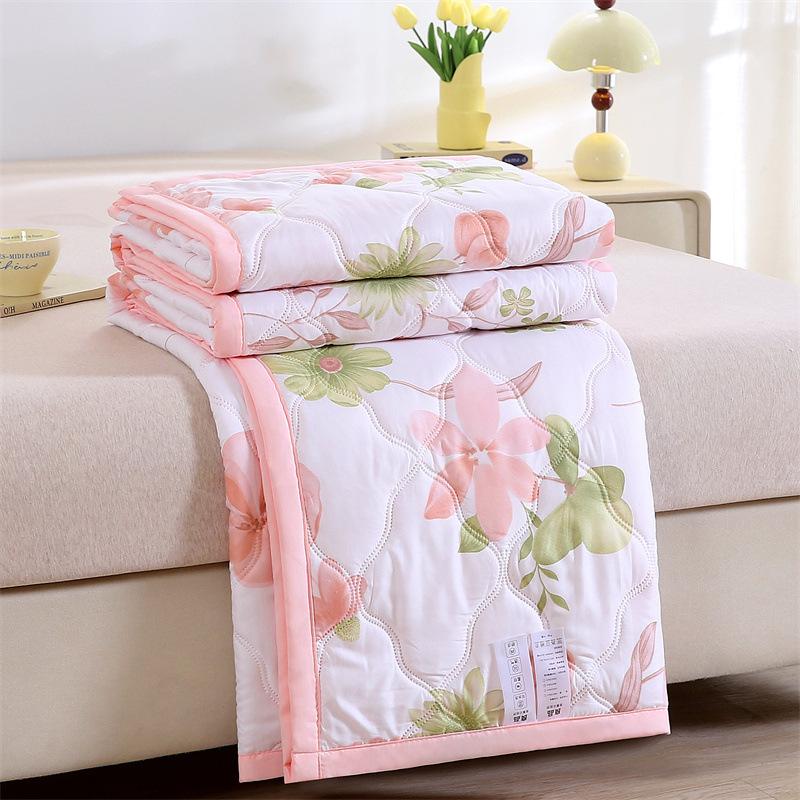 Cooling Summer Quilt, Breeze Quilt,with Multiple Pattern Options, High-Quality Summer Quilt, Skin-Friendly, and Breathable