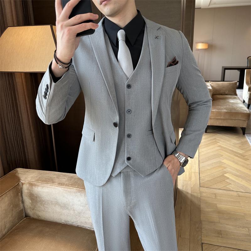 Slim-Fit Men's Western Style Formal Wedding Suit