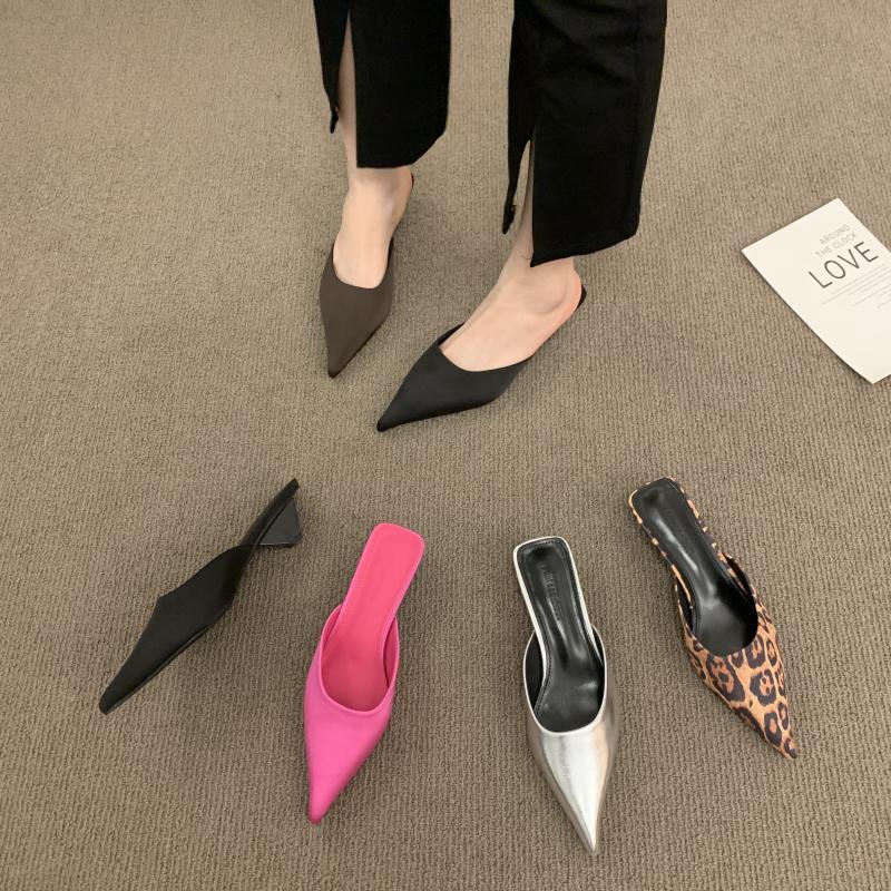 Muller Tow Slippers Low Heel Small Square Head Back Empty Half Tow Spring and Summer 2025 New Bag Head Cat Heel Special-shaped and Sandals
