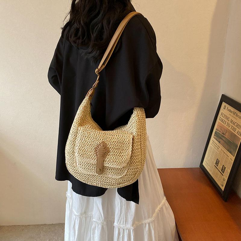 Vintage Straw Woven Bag Women's Summer Seaside Vacation Beach  Shoulder Messenger Bag Underarm Saddle Woven Big Bag
