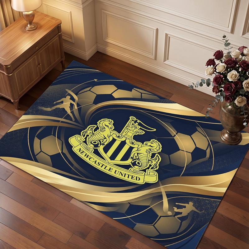Tappeto in Velluto di Cristallo con Stampa di Calcio del Newcastle United, Comodo Assorbente d'Acqua Antiscivolo Tappeto per Pavimento Interno